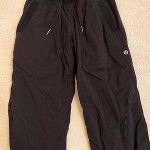 Dance studio lined size 2